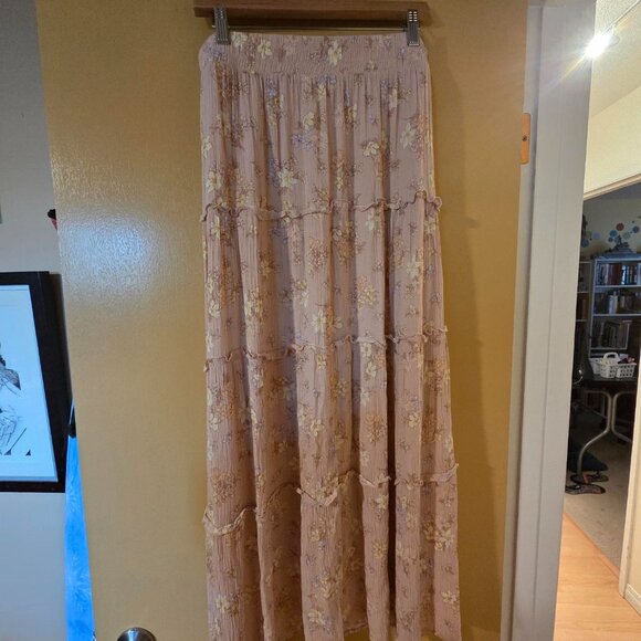 Size XL - Wild Skye Tiered Maxi Skirt - Picture 6 of 14